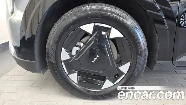 Kia Carnival 2025 — Photo 14/34