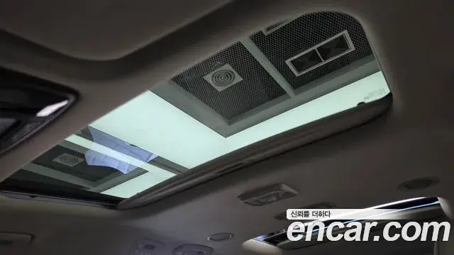 Kia Carnival 2025 — Photo 24/34