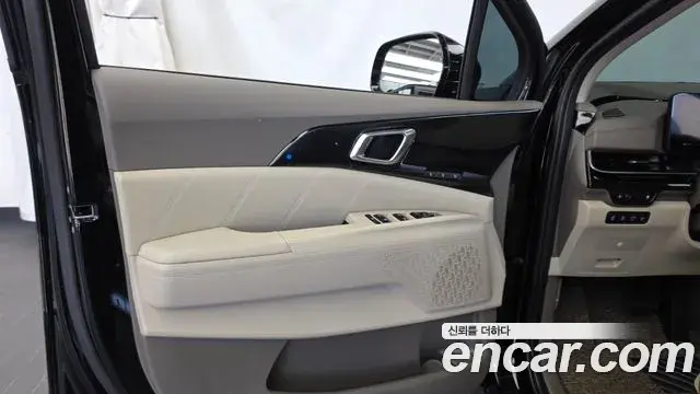 Kia Carnival 2025 — Photo 20/34