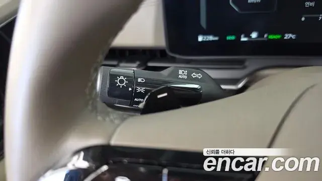 Kia Carnival 2025 — Photo 5/34
