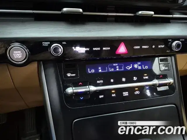 Kia Carnival 2022 — Фото 9/18