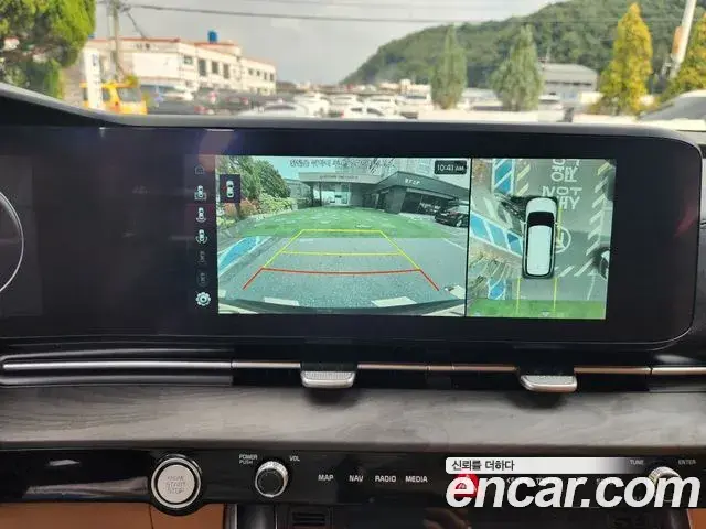 Kia Carnival 2023 — Photo 16/20