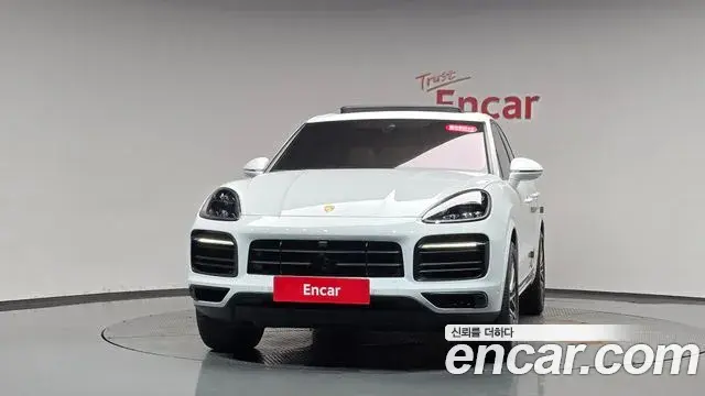 Porsche Cayenne 2022 — Фото 3/20