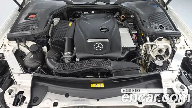 Mercedes-Benz E-Class 2018 — Фото 6/20