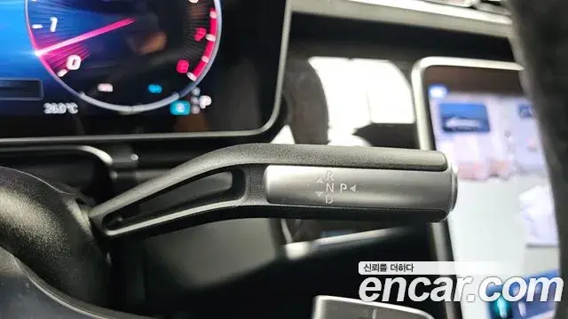 Mercedes-Benz S-Class 2025 — Фото 9/20