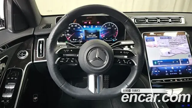 Mercedes-Benz S-Class 2025 — Фото 13/20