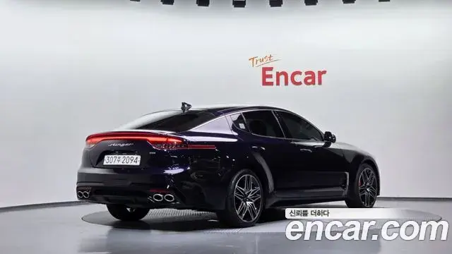 Kia Stinger 2022 — Фото 2/20