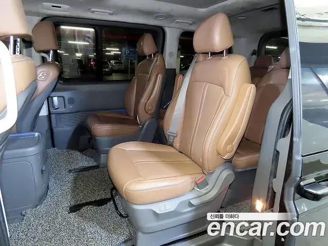 Hyundai Staria 2021 — Фото 9/20