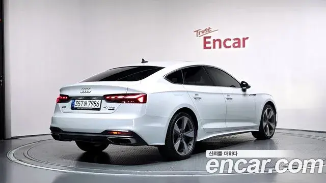 Audi A5 2021 — Фото 2/20
