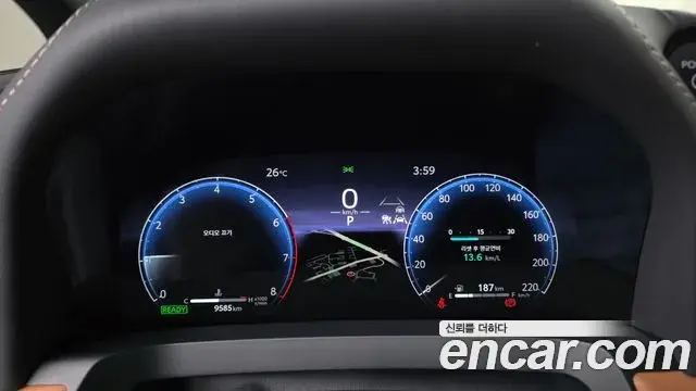 Toyota Alphard 2025 — Фото 8/20