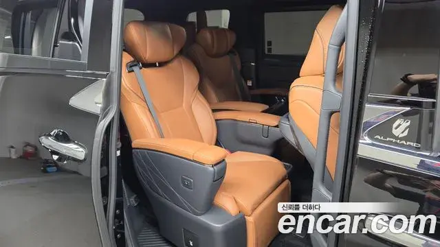 Toyota Alphard 2025 — Фото 11/20