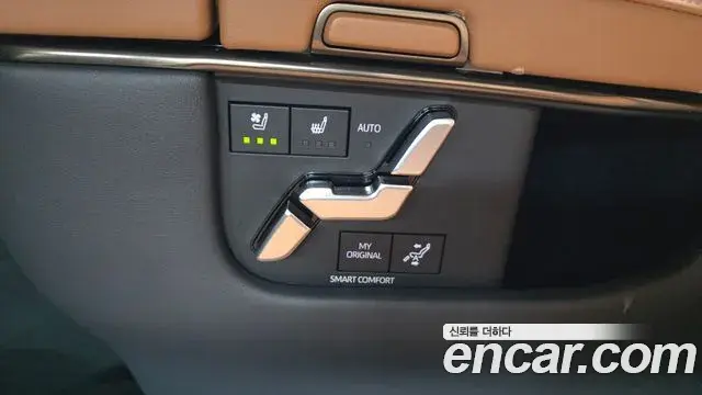 Toyota Alphard 2025 — Photo 3/35