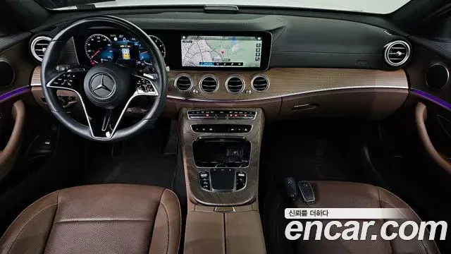 Mercedes-Benz E-Class 2022 — Фото 7/20