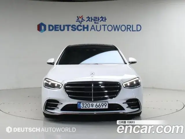 Mercedes-Benz S-Class 2025 — Фото 2/18