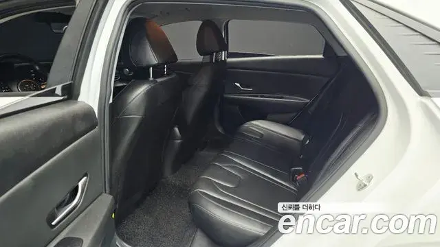 Hyundai Avante 2020 — Фото 12/20