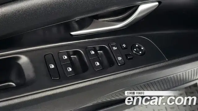 Hyundai Avante 2020 — Фото 19/20
