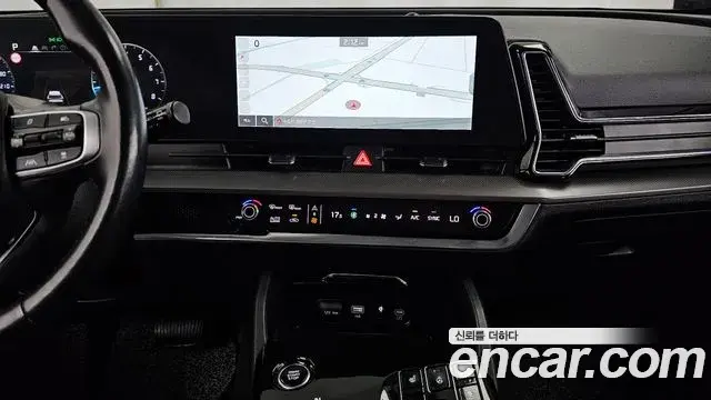 Kia Sportage 2021 — Фото 15/20