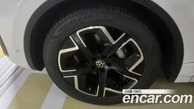 Volkswagen Touareg 2026 — Şəkil 15/19
