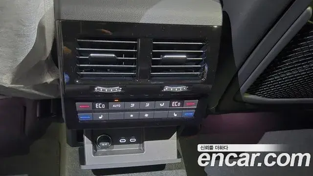 Volkswagen Touareg 2026 — Şəkil 7/19
