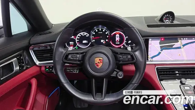 Porsche Panamera 2021 — Фото 14/20