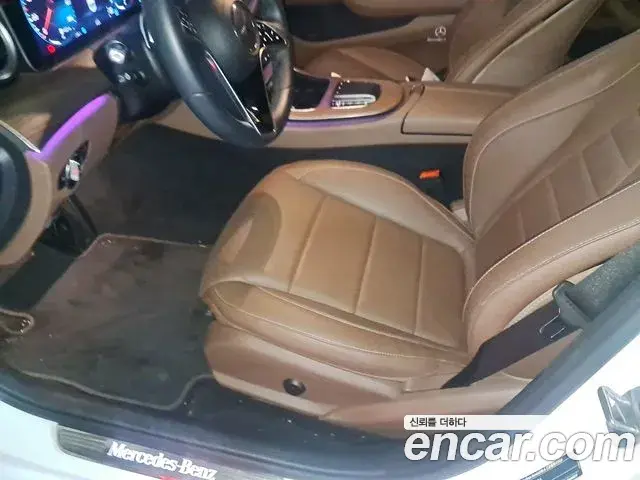 Mercedes-Benz E-Class 2022 — Фото 10/20