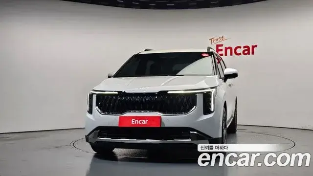 Kia Carnival 2025 — ფოტო 1/37