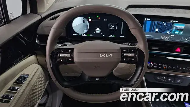 Kia Carnival 2025 — ფოტო 23/37