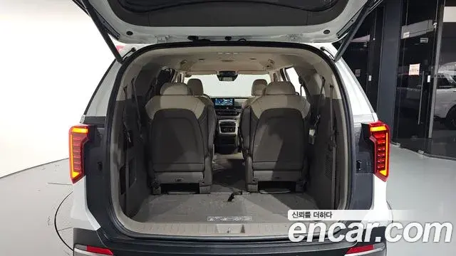Kia Carnival 2025 — ფოტო 14/37