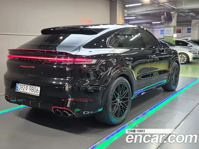 Porsche Cayenne 2025 — Фото 2/20