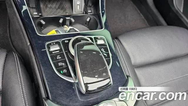 Mercedes-Benz C-Class 2019 — Фото 9/20