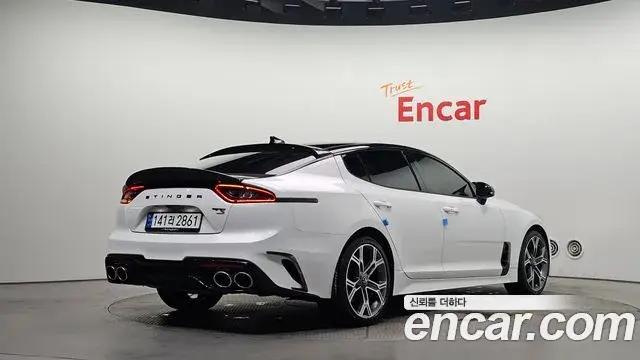 Kia Stinger 2019 — Photo 19/32