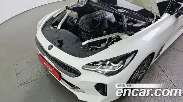 Kia Stinger 2019 — Photo 29/32