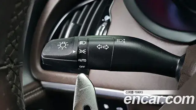 Kia Stinger 2019 — Photo 20/32