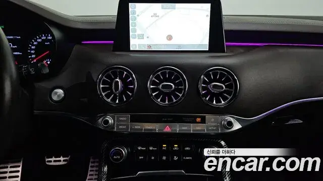 Kia Stinger 2019 — Photo 27/32
