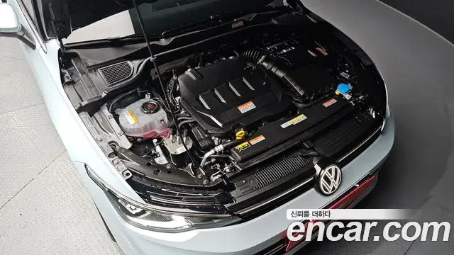Volkswagen Golf 2026 — Photo 20/38