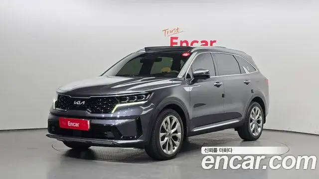 Kia Sorento 2022 — Фото 1/20