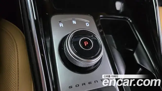 Kia Sorento 2022 — Фото 9/20