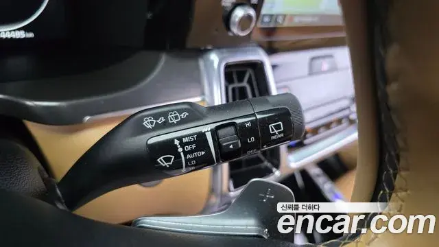Kia Sorento 2022 — Фото 15/20
