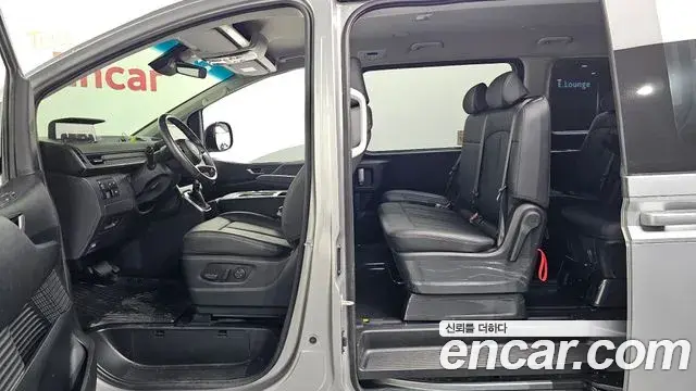 Hyundai Staria 2025 — Фото 11/20
