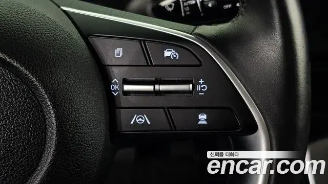 Hyundai Staria 2025 — Фото 17/20