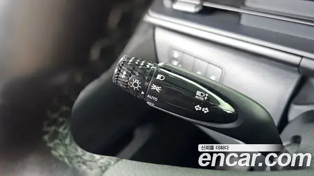Hyundai Staria 2025 — Фото 18/20