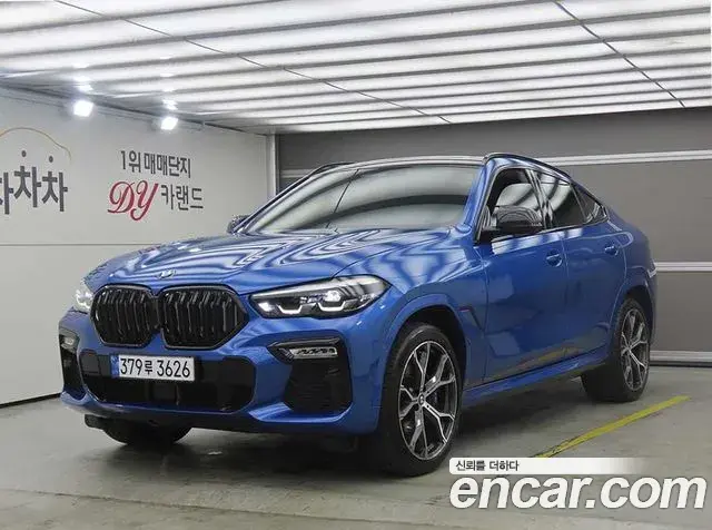 BMW X6 2020 — Фото 10/20