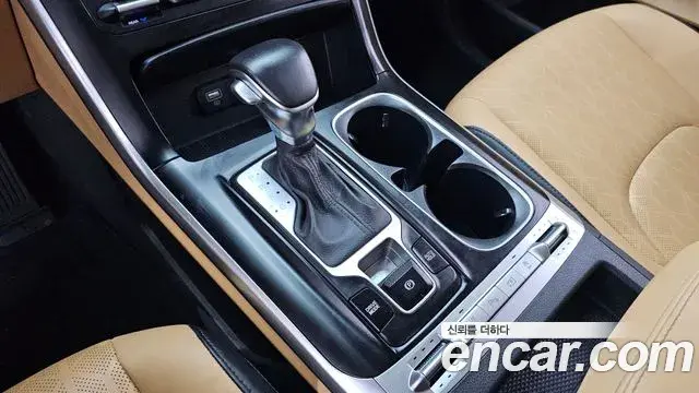 Kia Carnival 2021 — Фото 9/20