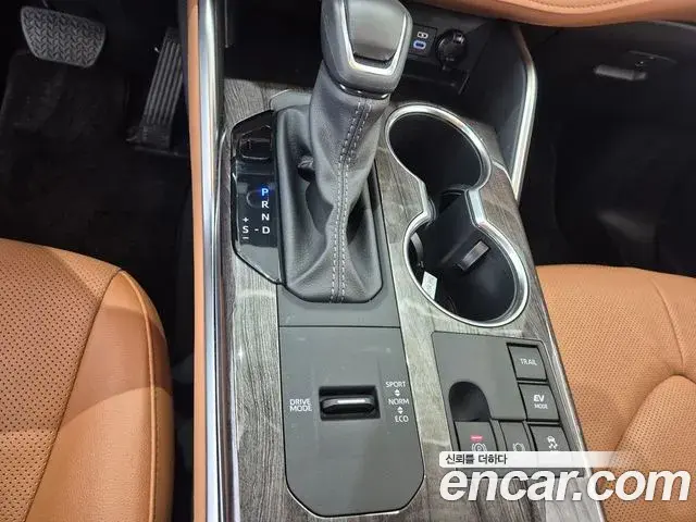 Toyota Highlander 2025 — Şəkil 7/20