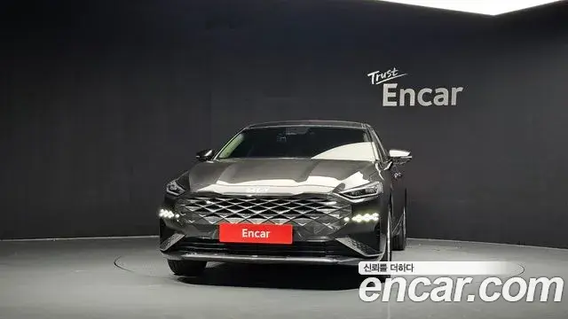 Kia K8 2022 — ფოტო 11/32