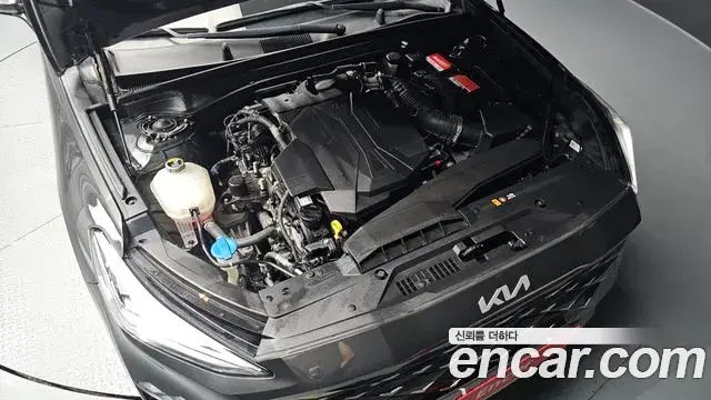 Kia K8 2022 — ფოტო 18/32