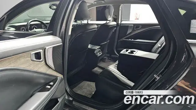 Kia K8 2022 — ფოტო 27/32