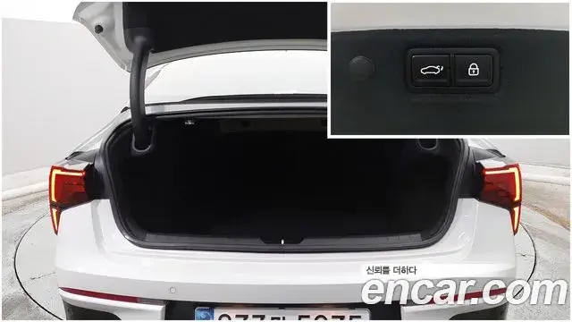 Kia K5 2024 — ფოტო 17/20