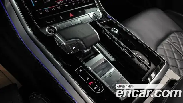 Audi Q7 2021 — Фото 9/20