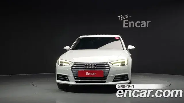 Audi A4 2018 — Фото 3/20